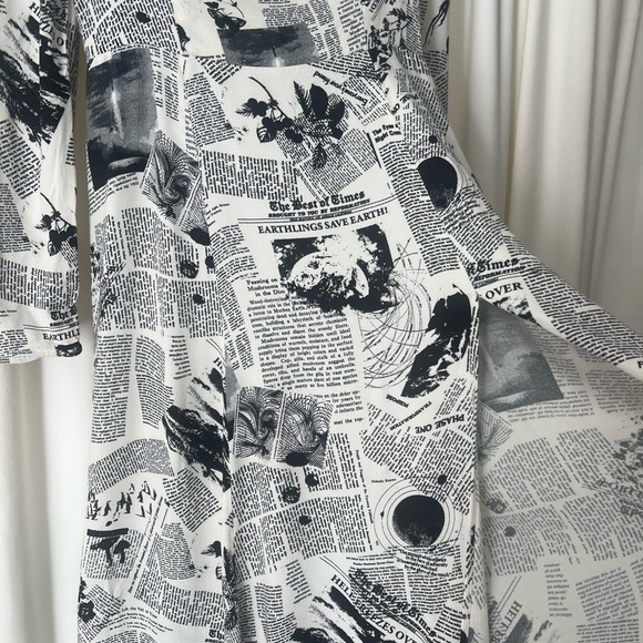 REFORMATION Sigmund Newsprint Midi Dress 6 - Picture 8 of 10